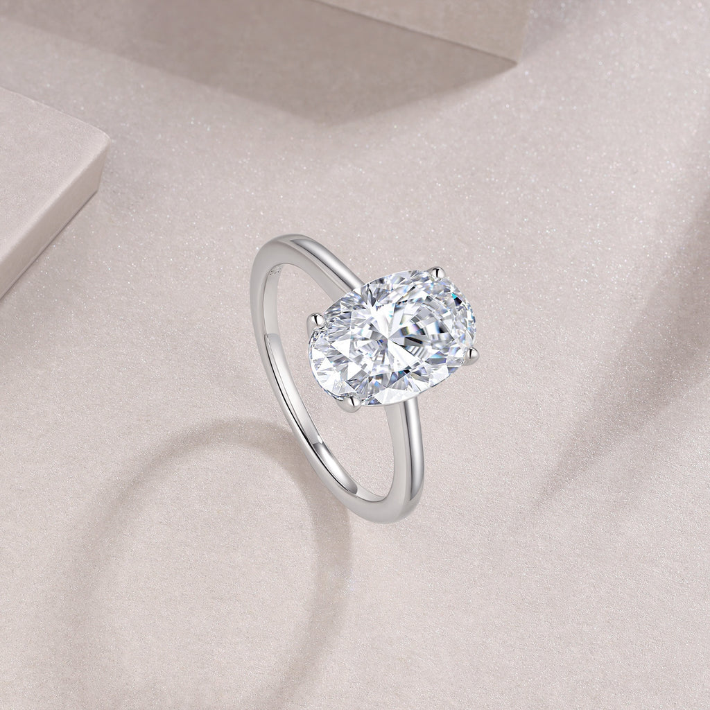 Classic Oval Moissanite Ring