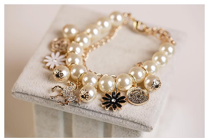 Dainty Everyday Gold Bracelet for Her