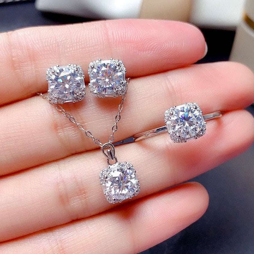 Simplicity Moissanite Gift Set For Women