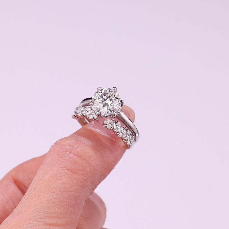 Round 3-carat Double Rings Set With Top-quality Moissanite